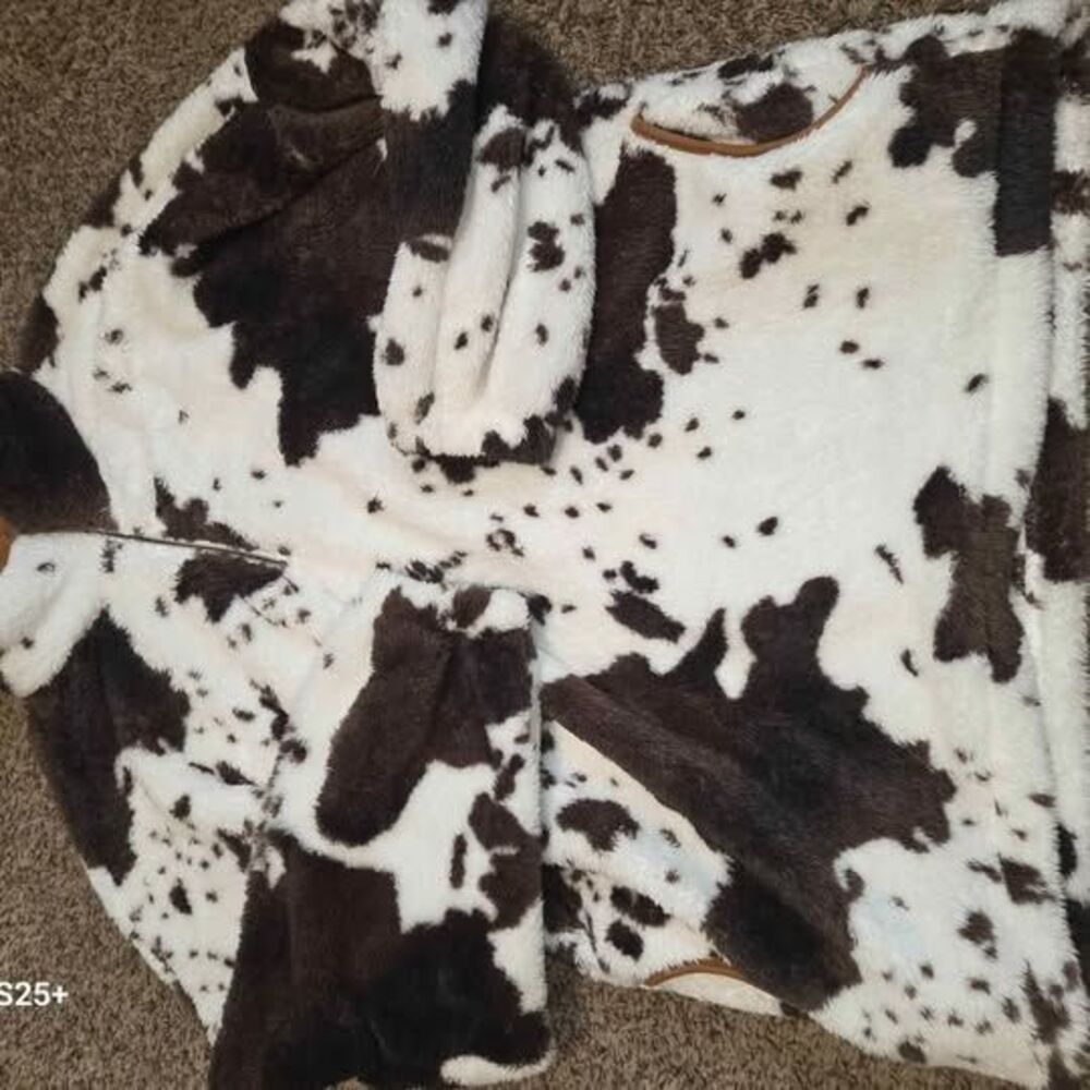 Sunshine & Rodeos Cow Print Fleece Pullover Size 3XL